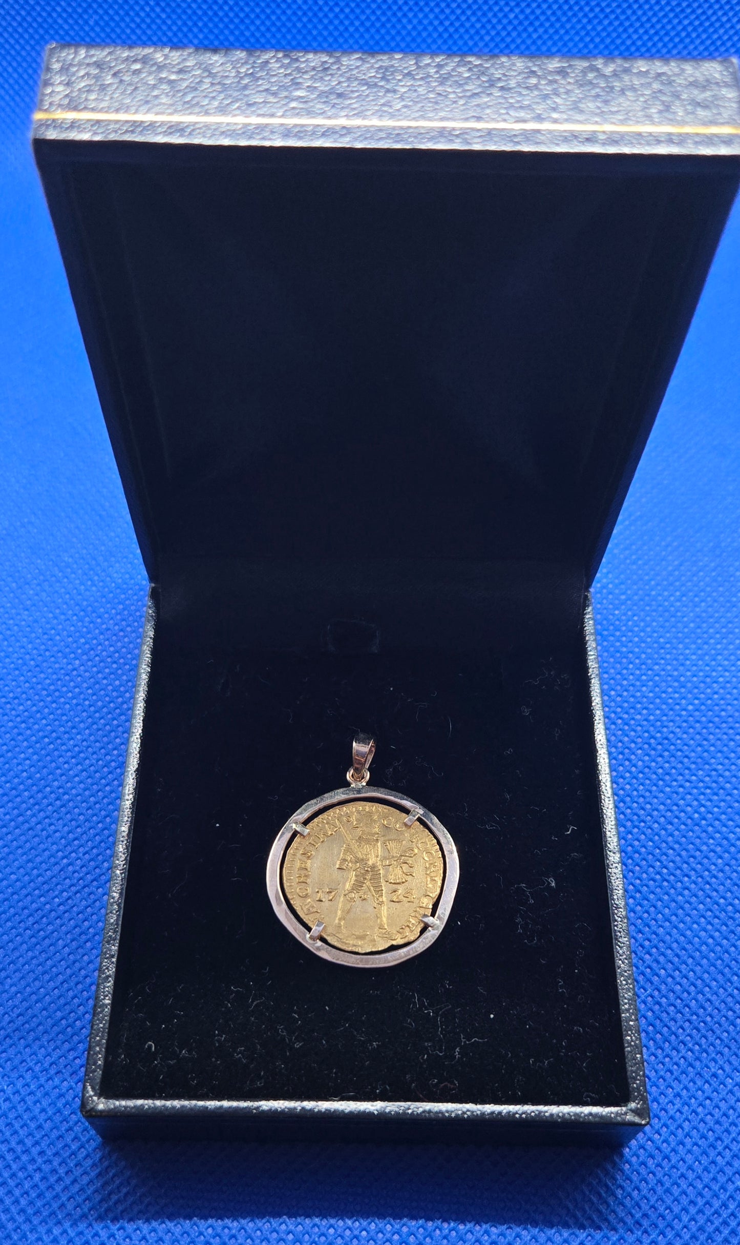Akerendam GOLD PENDANT 1724 Ducat