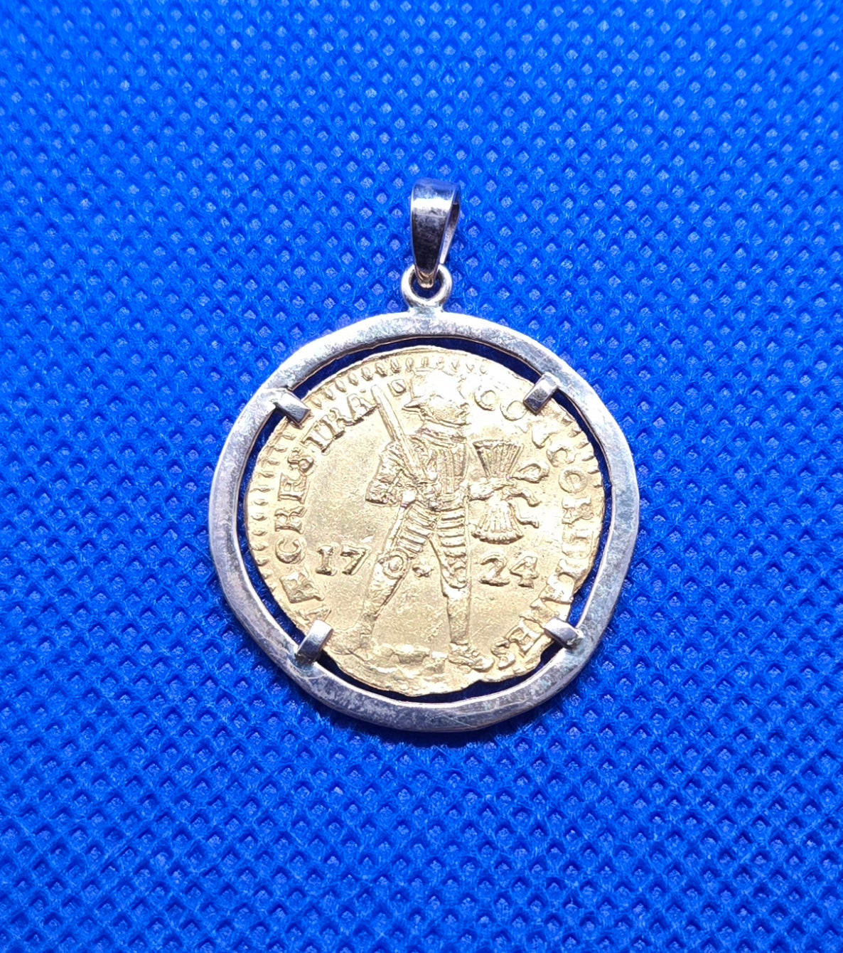 Akerendam GOLD PENDANT 1724 Ducat