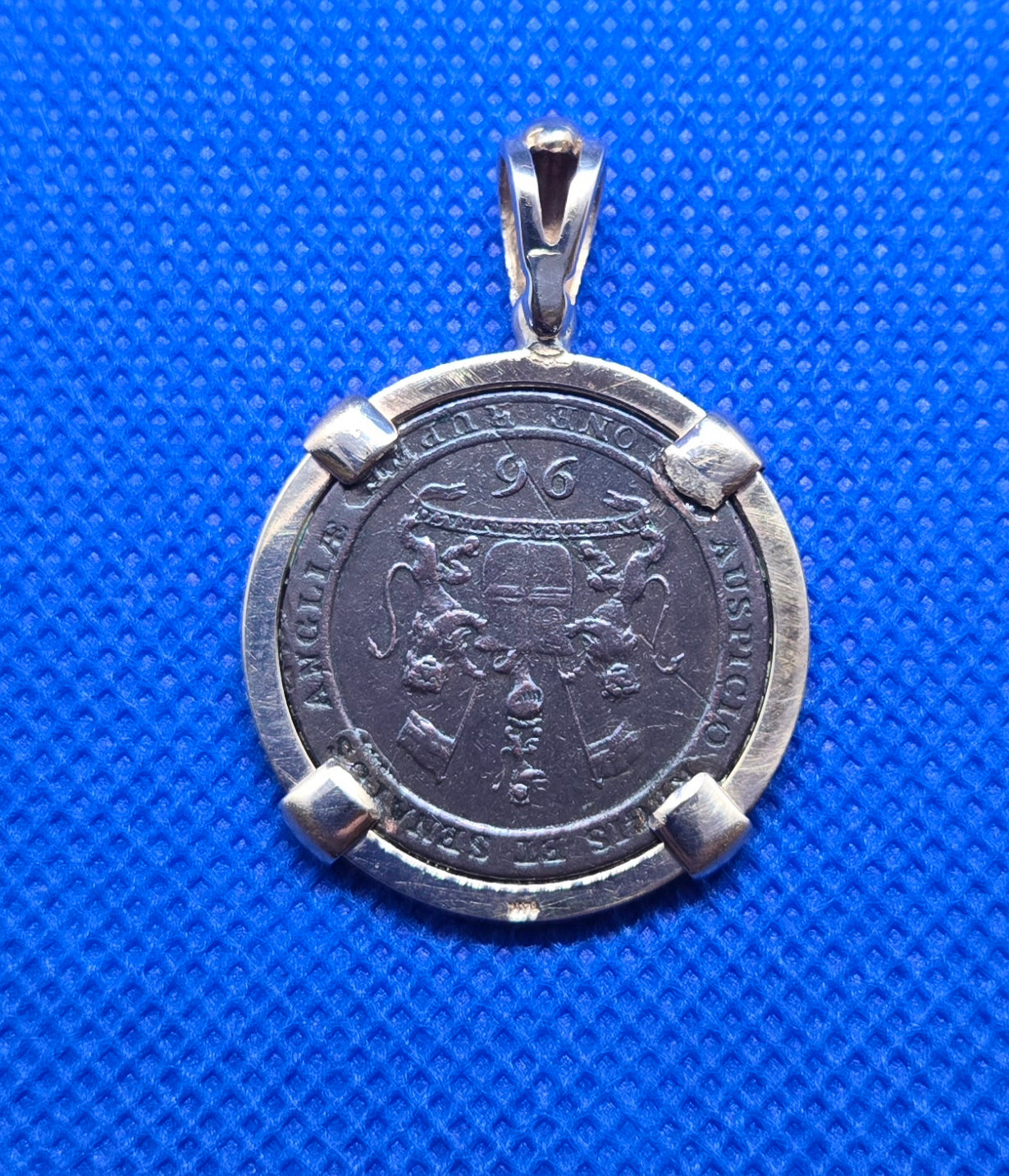 East India Company GOLD PENDANT 1/96 Rupee