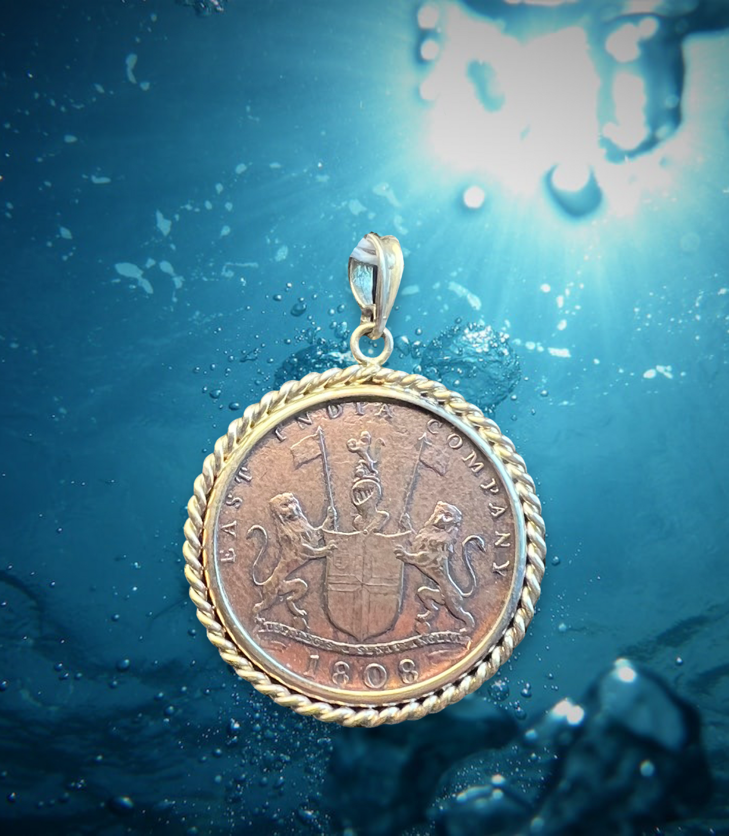 Admiral Gardner GOLD PENDANT X Cash