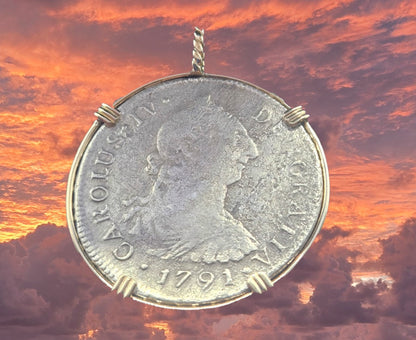 4 Reale Gold Pendant
